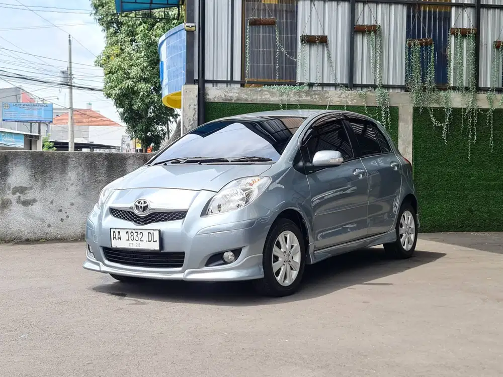 Yaris S Limited 2010 matic pajak jalan