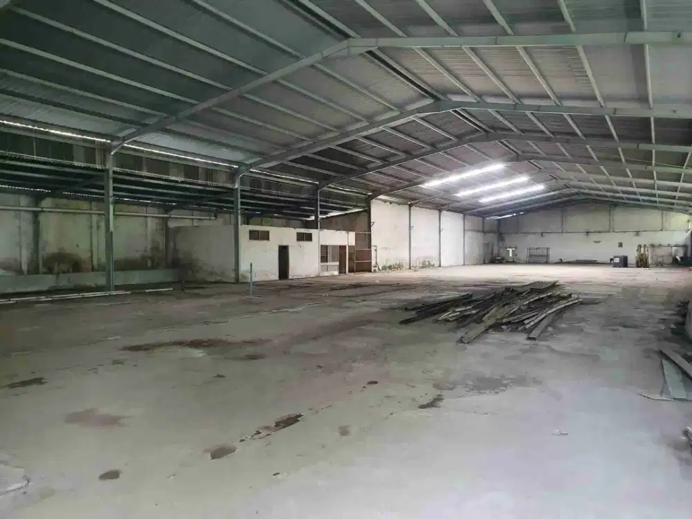 Disewakan Gudang Bersama di Moh Toha