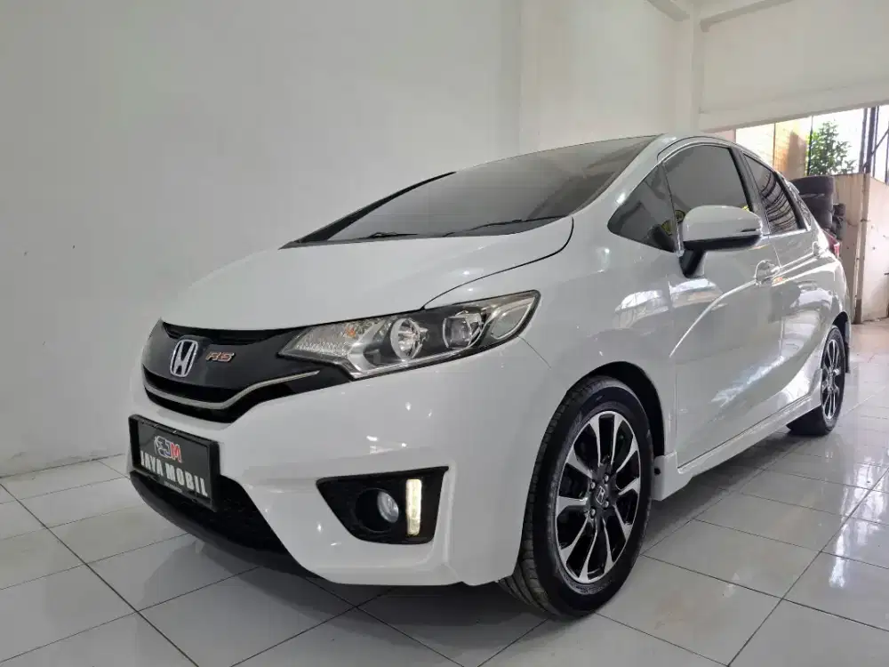 HONDA JAZZ 1.5 RS A/T, 2016