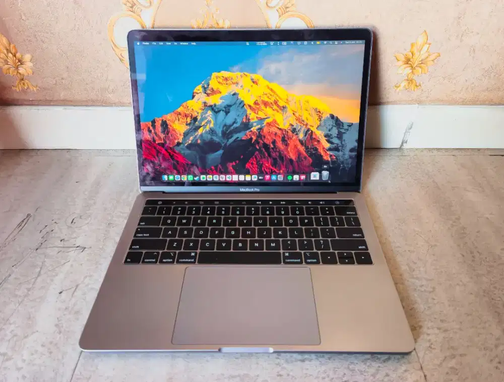 Jual Macbook Pro Touchbar 2019 Silver