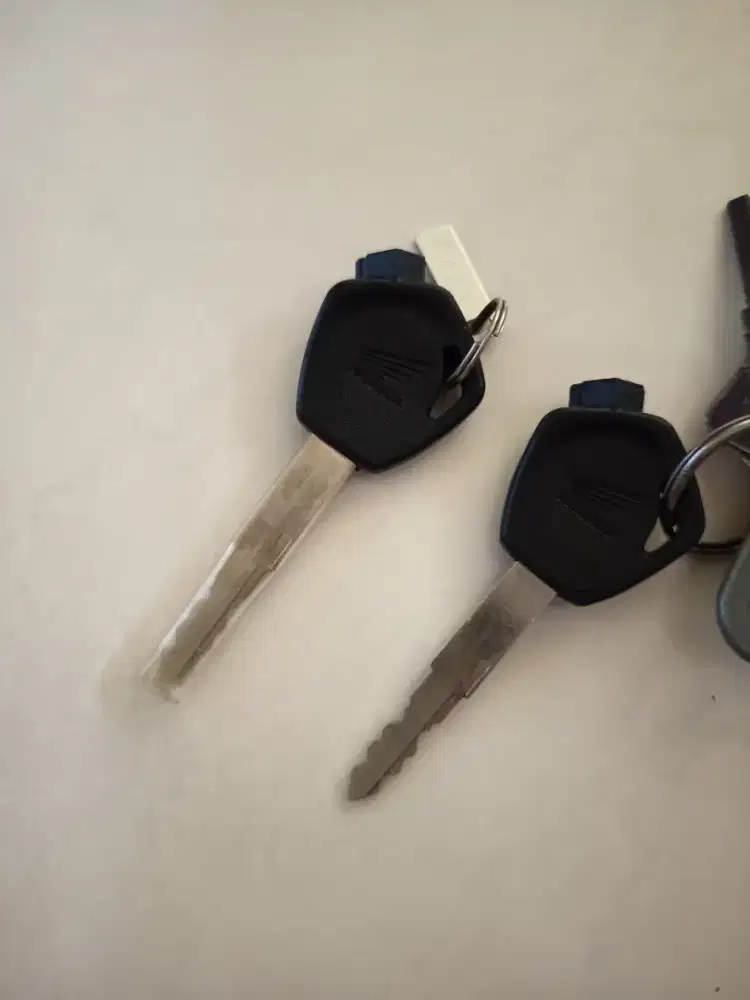 Vario Techno CBS 2011 Pajak Hidup SS lengkap tembus faktur knci kontak