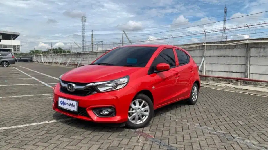 LOW DP Honda Brio Satya 1.2 E Bensin-AT 2021 UZE