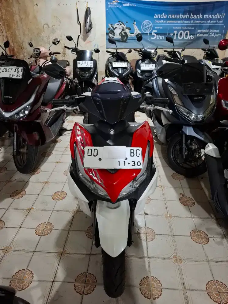 Yamaha Aerox cbs 155cc 2025  merah putih