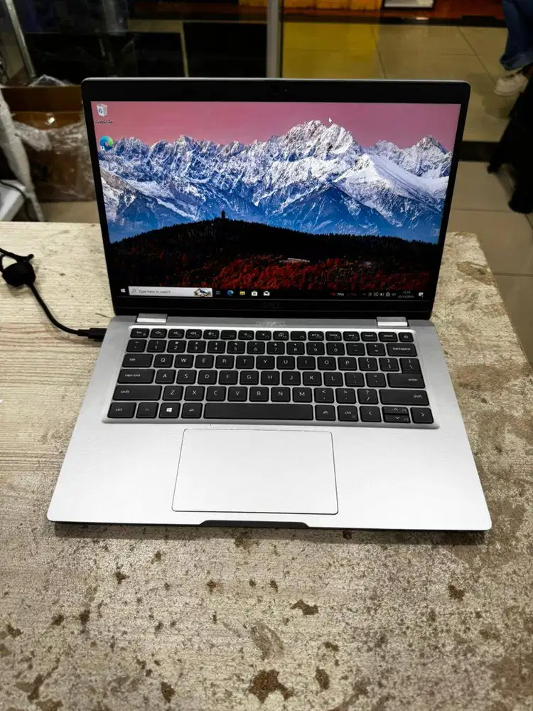 DELL LATITUDE 5320 13 INCHI CORE I5 GEN 11 16/256 INTEL IRIS XE SECOND