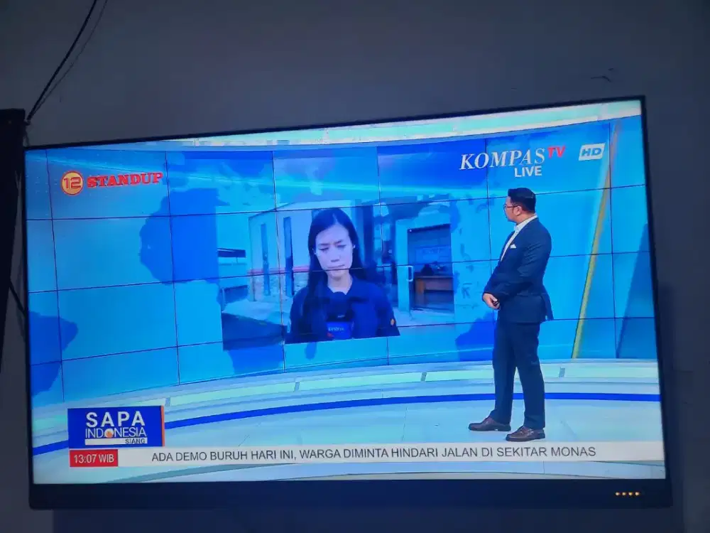 Dijual TV HQ LED merk aqua 50inch