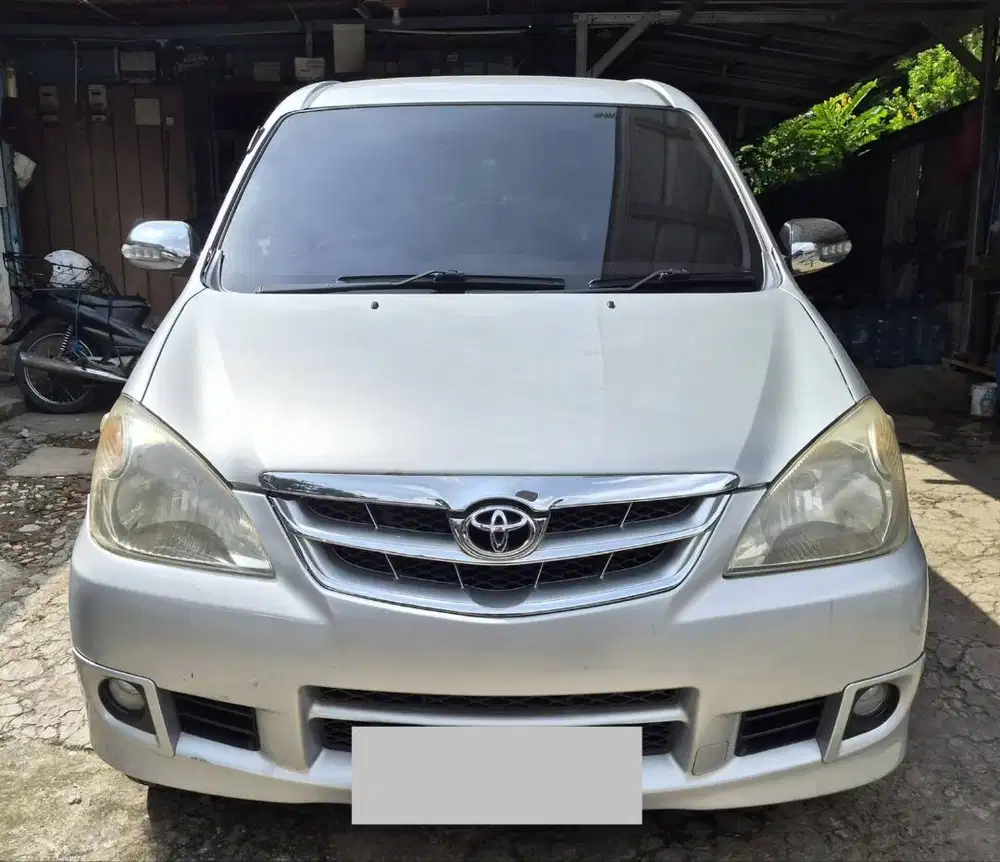 Dijual Toyota Avanza G 2011