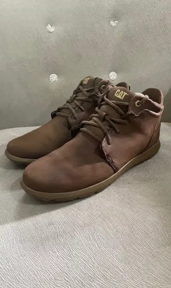 Sepatu Caterpillar size 40 original