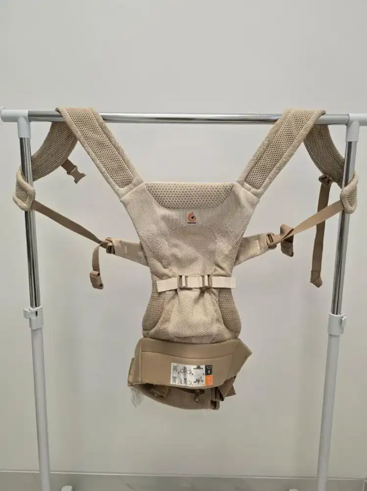 Ergobaby Aerloom Baby Carrier