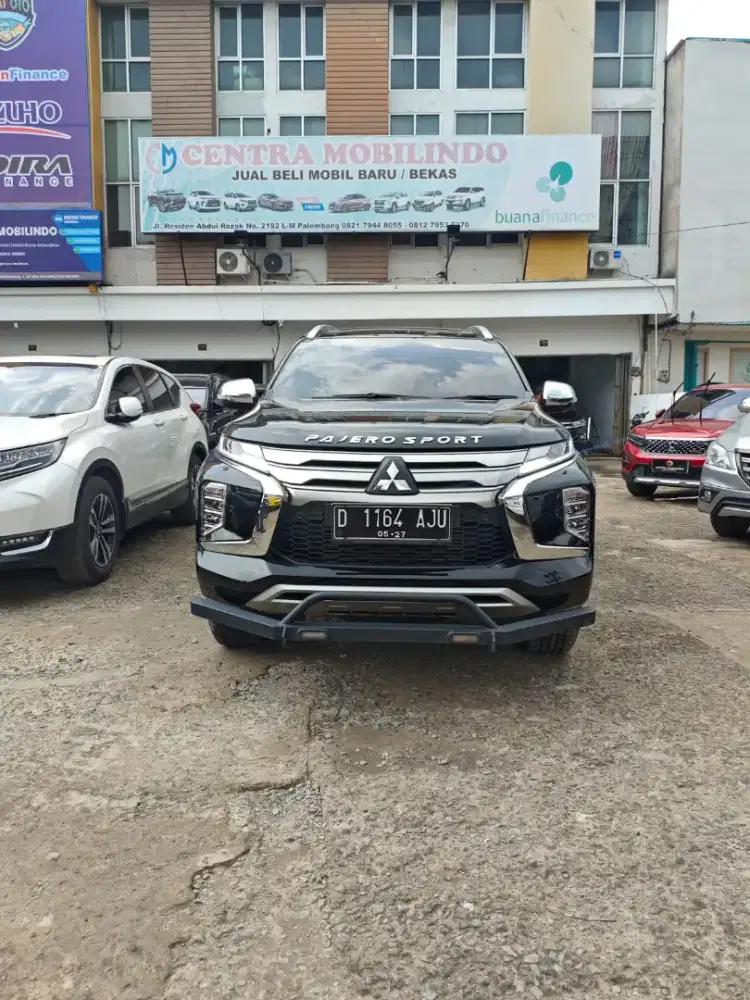 Pajero Dakar 4x2 AT 2022 hitam istimewa dp 65 jt