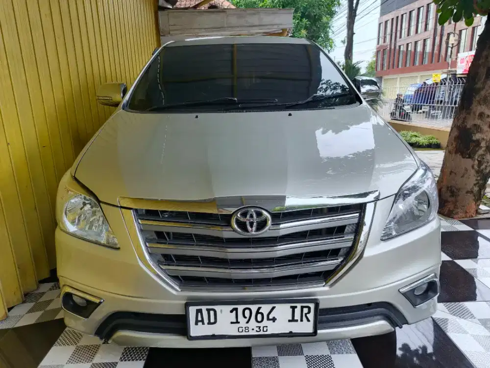 Innova G disel matic