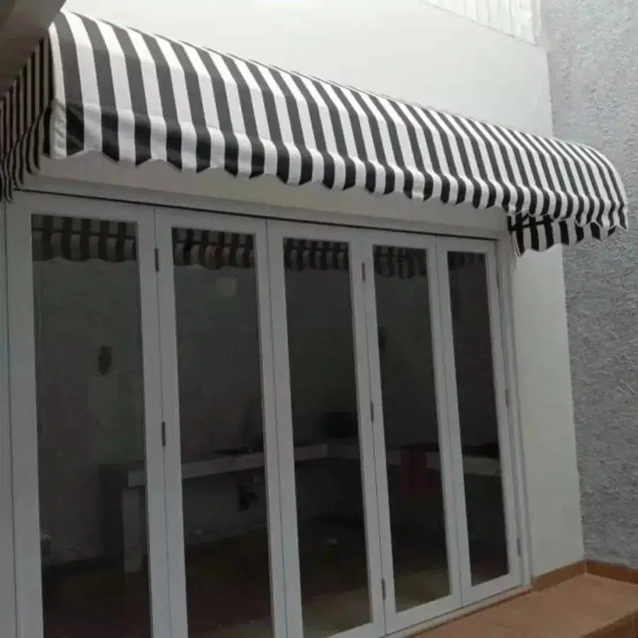Kanopi kain awning motif belang hitam putih bahan watersil