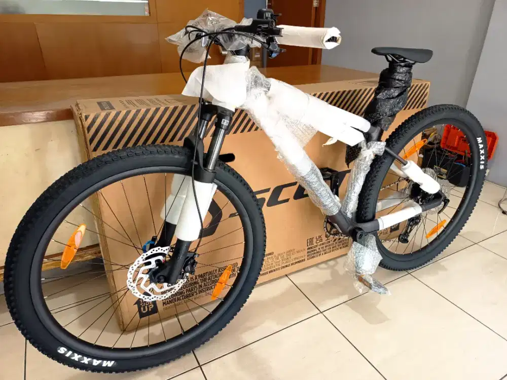 Sepeda MTB Merk Scott