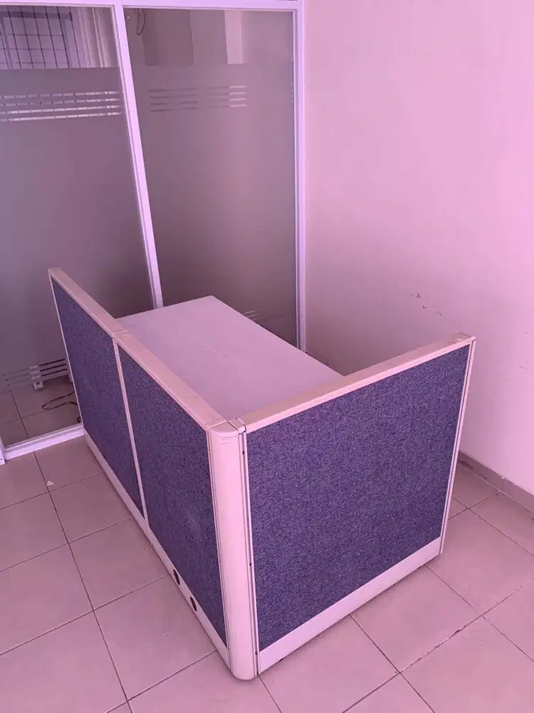 Meja Kantor Meja Kerja Bekas Seperti Baru Murah