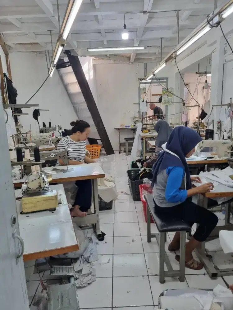 DiBUTUHKAN PENJAHIT BERPENGALAMAN