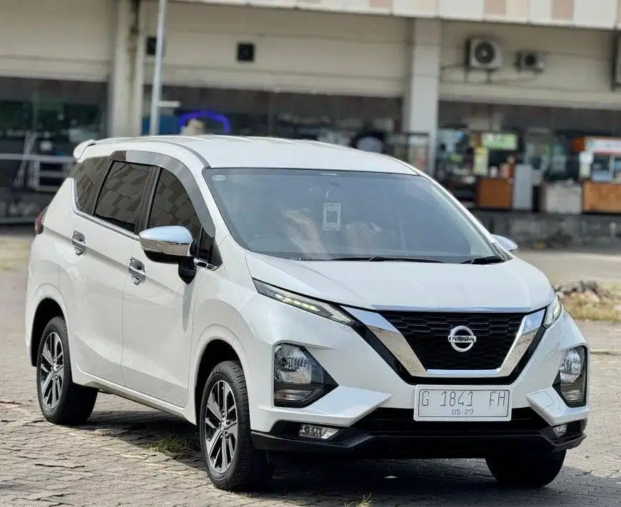 KM 50rb All New Livina 2019 Automatic Plat H Istimewa Like New