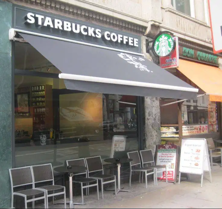 Kanopi kain awning warna coklat cocok untuk semua jendela