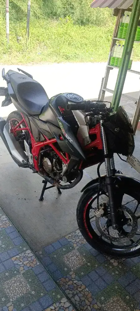 CB150R tahun 2018 keadan mulus sesuai foto
