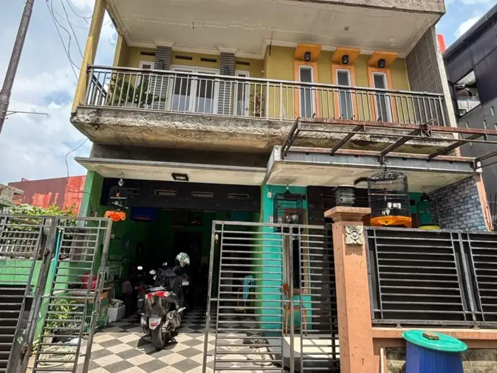 Dijual Rumah Jl. Sma 2,5 Lantai, Luas 180M2, Kamar Tidur 3, SHM, bisa KPR, Kelurahan Cipayung Jakarta Timur