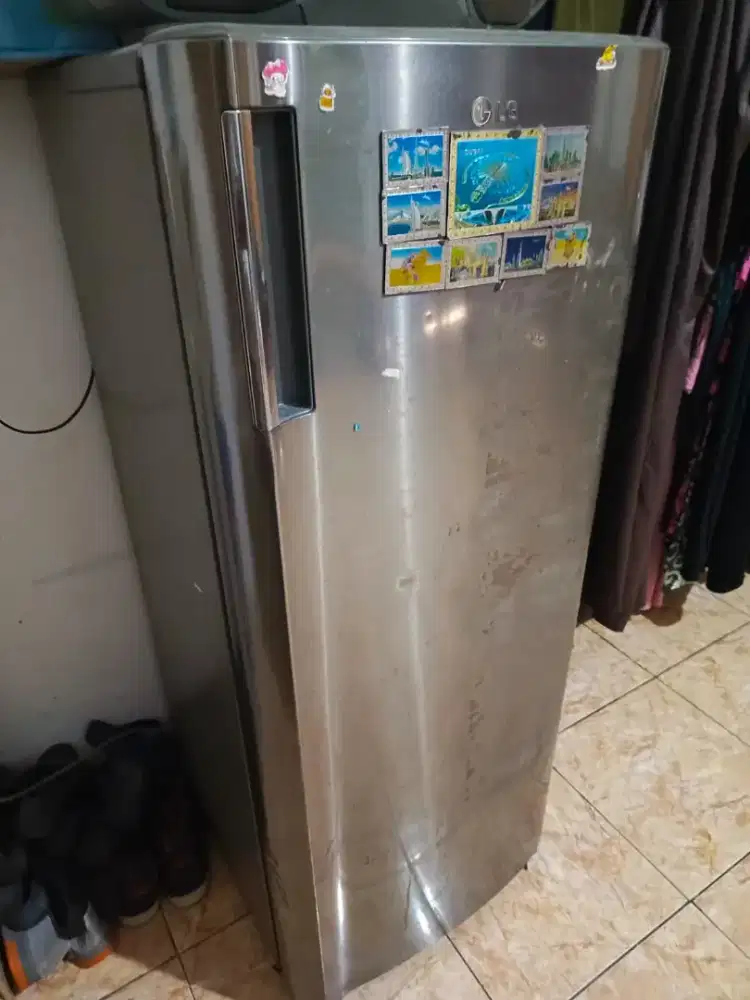Kulkas frezeer 1pintu merk LG
