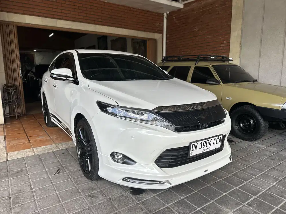 HARGA CASH - Toyota Harrier Advance Modelista Asli Bali