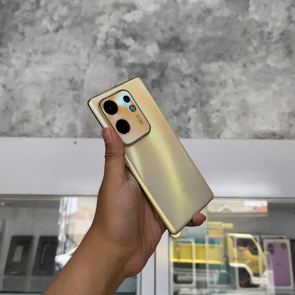 Infinix Zero 30 4G 8/256 mulus fullset original. TT juga bisa