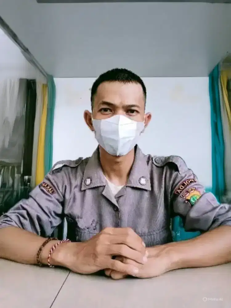 Seragam,topi,sepatu security