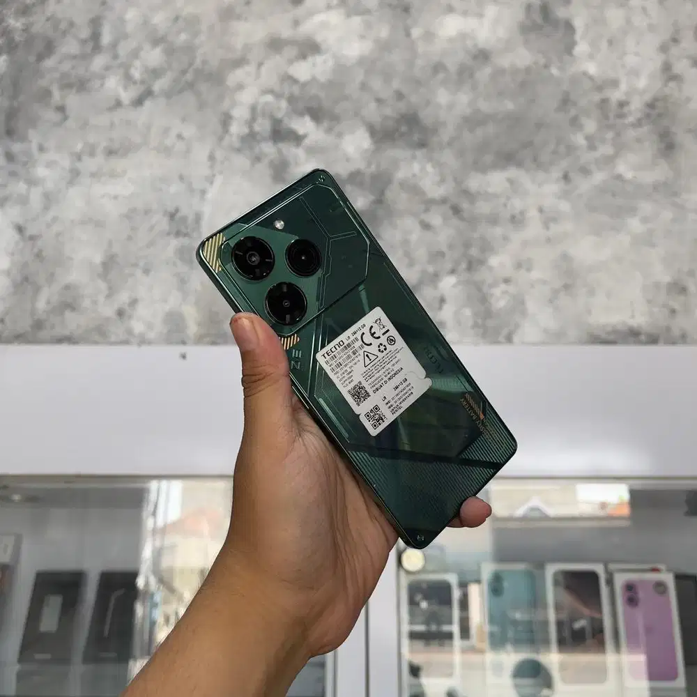 Tecno Pova 6 Pro 5G 12/256 fullset original dan bergaransi. Bisa TT