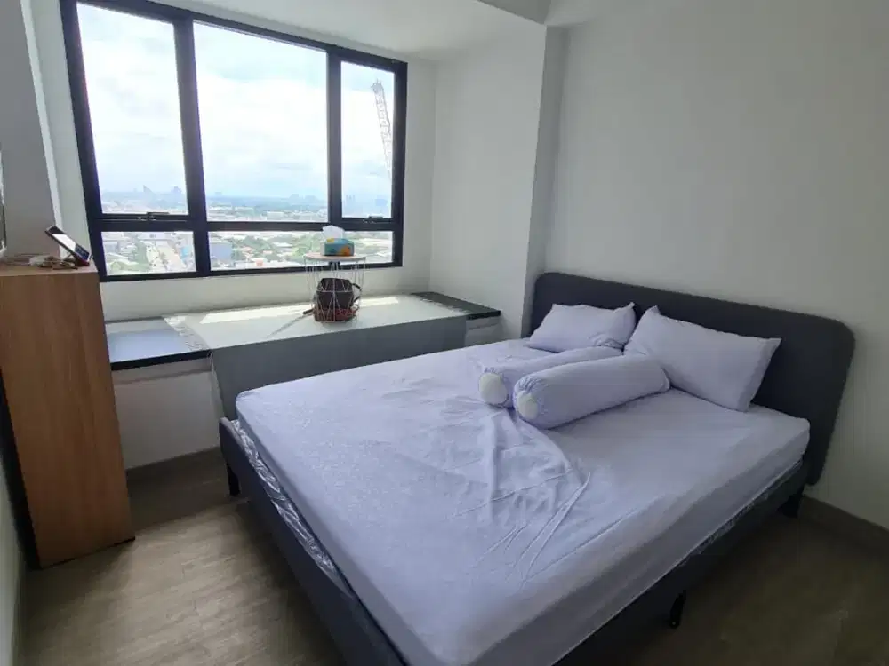 Disewakan Apartemen Full Furnish Siap Huni di Collins Boulevard