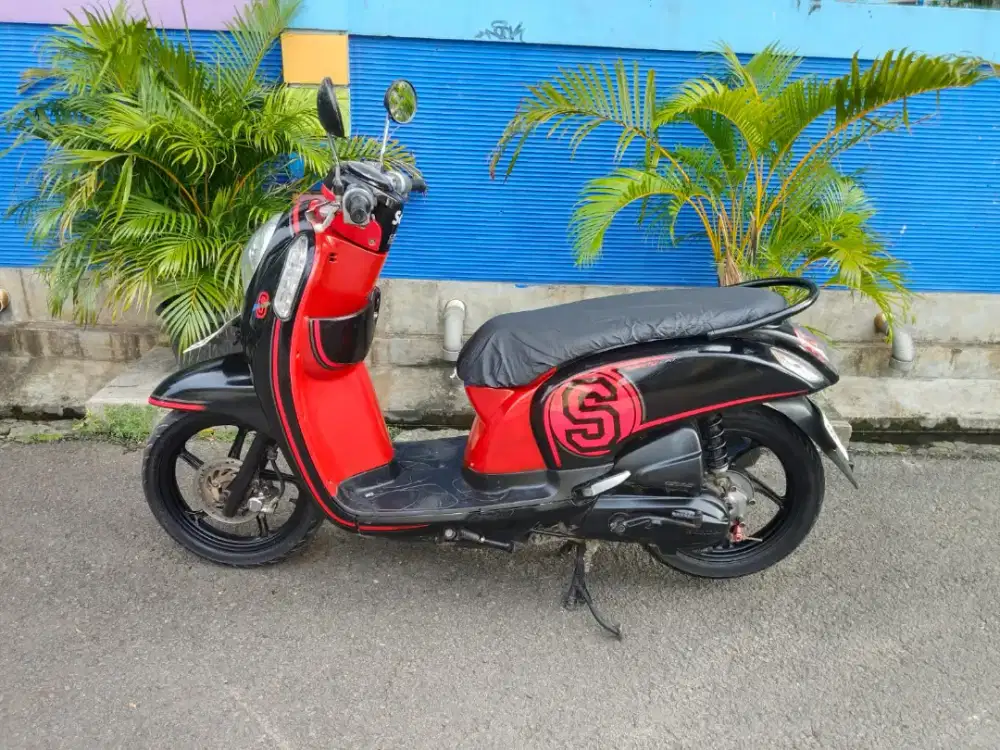 Honda Scoopy f1 tahun 2014 plat 2029 mesin halus Cengkareng