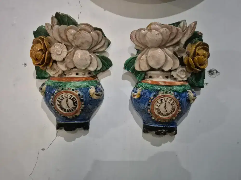 sepasang pot dinding keramik siam cina antik
