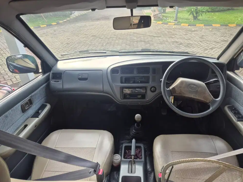 Kijang kapsul LSX 1,8