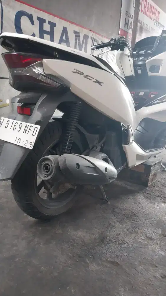 Pcx 2019 barang simpenan warna favorit putih