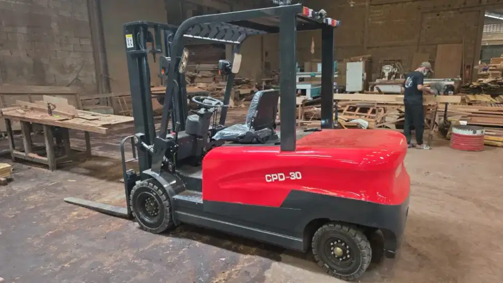 Ready unit forklift listrik 3 Ton Baruuuu