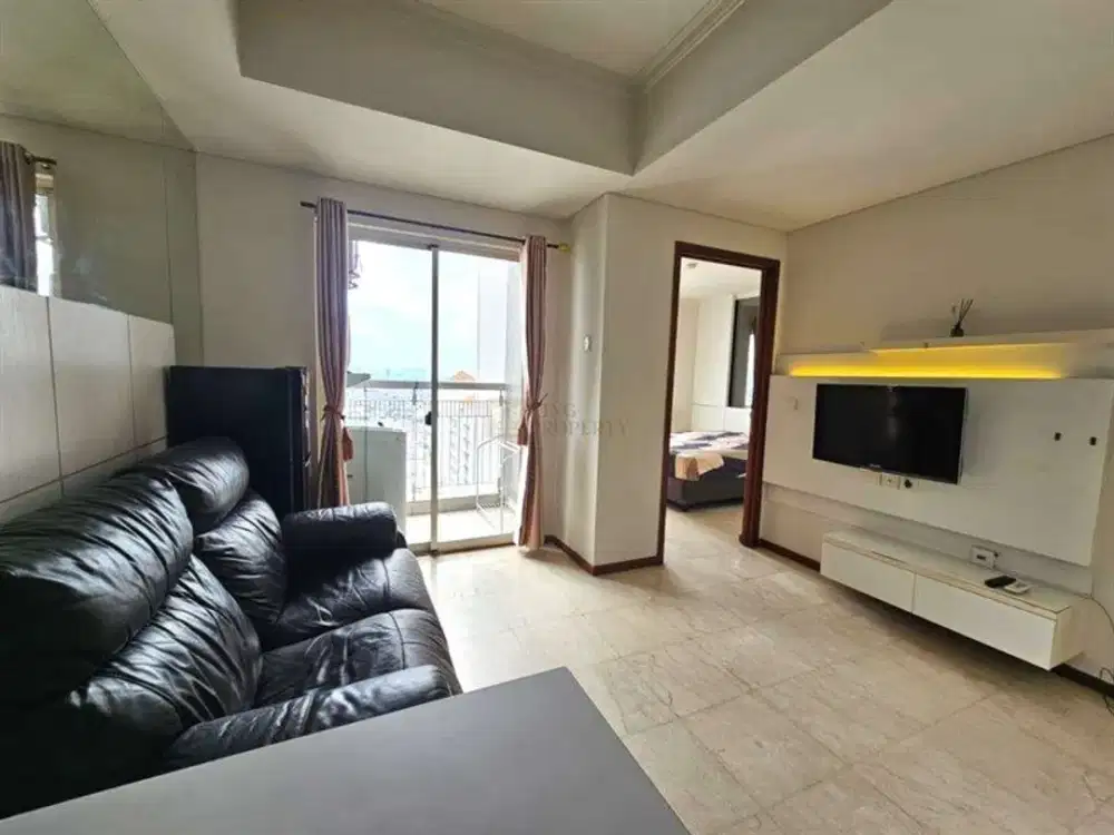 Terkoneksi Central Park Mall CP, Soho Capital, Disewakan 1BR Royal Mediterania Garden Furnished Siap Huni, Fasilitas Swimming Pool, Sauna, Gym