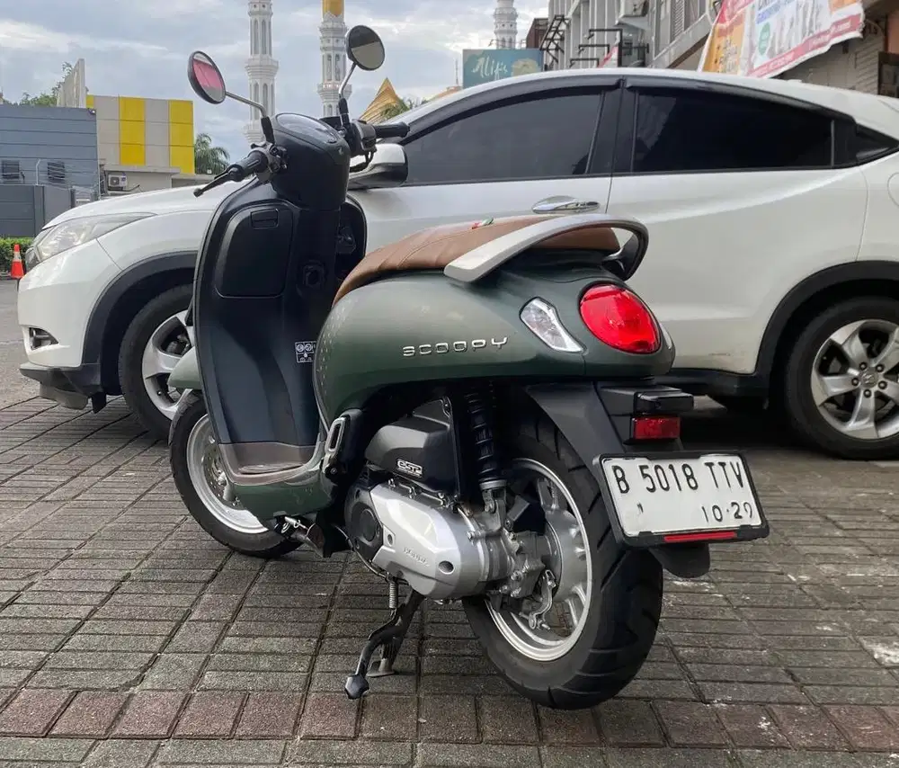 DIJUAL CEPAT HONDA SCOOPY CBS ISS 2024 LOW KM KONDISI ISTIMEWA !