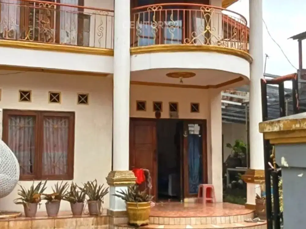 Hunian Nyaman Untuk Keluarga Besar 6 Kamar Lingkungan Aman