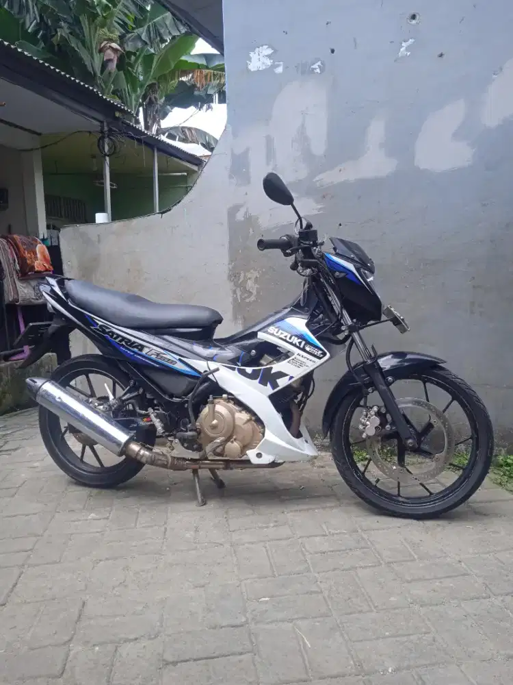 Suzuki Satria Fu facelit th 2014 original ss komplit
