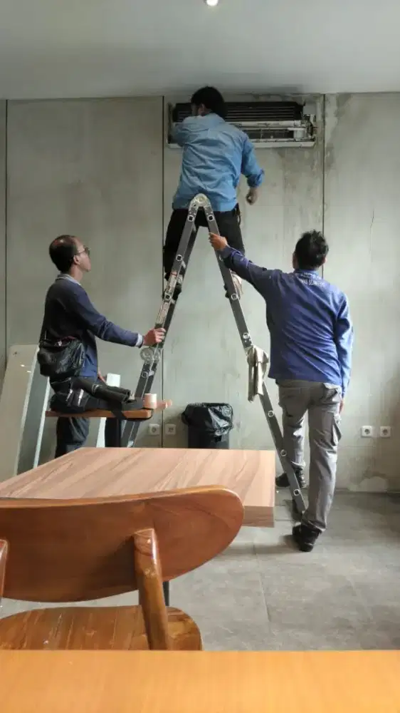 Dibutuhkan Asisten Teknisi AC