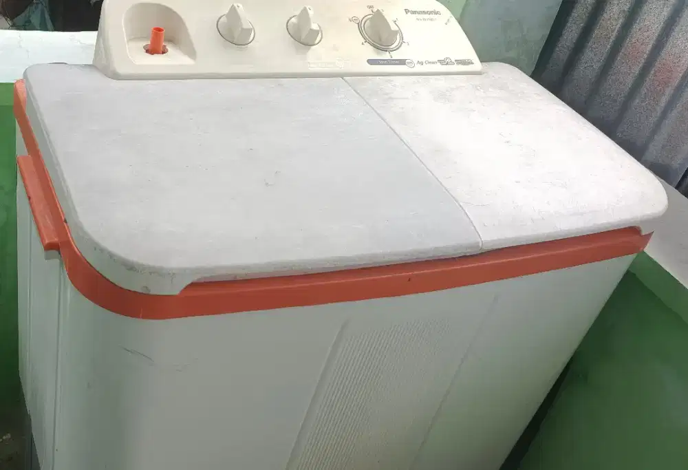 Dijual Mesin cuci dua tabung