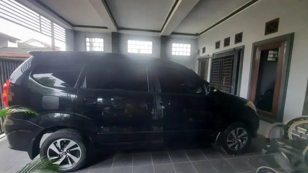 Toyota Avanza 2010 Bensin