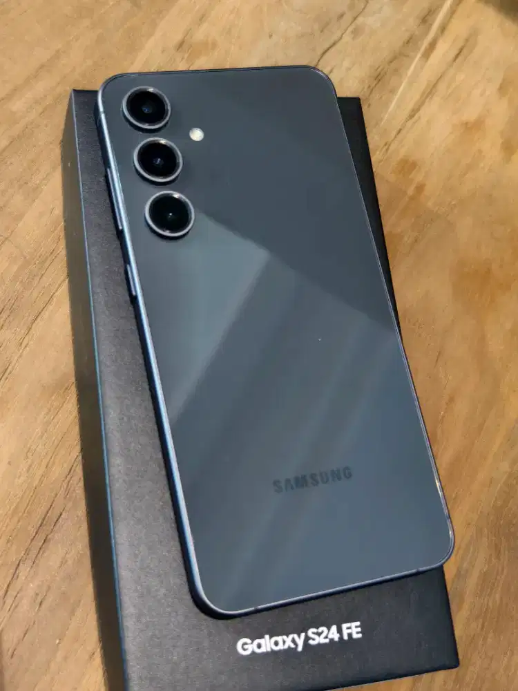 Samsung s24fe 5g 8/256 second resmi Maret 2026