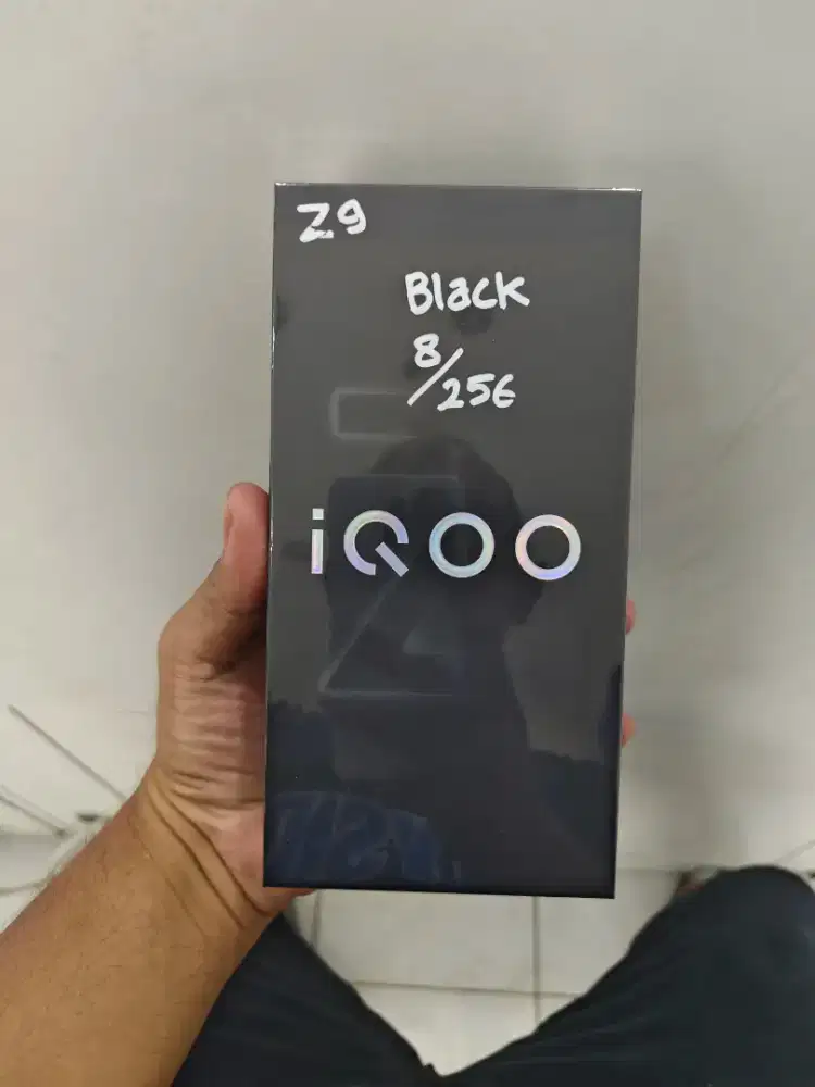 Iqoo Z9 5g 8/256 Newww