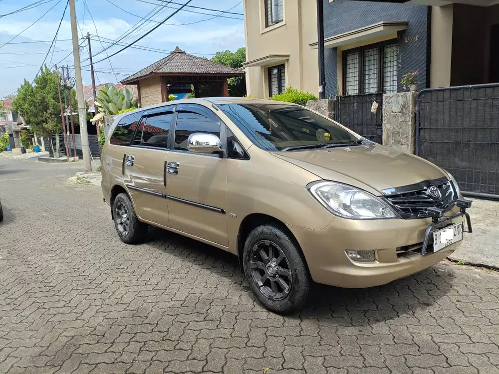 Kijang Innova G 2.0 MT 2005 Siap Pakai Kondisi Excellent Siap Jauh