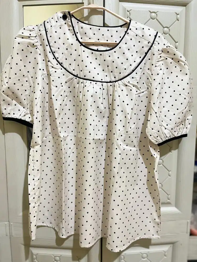 Blouse Polkadot Wanita lengan pendek