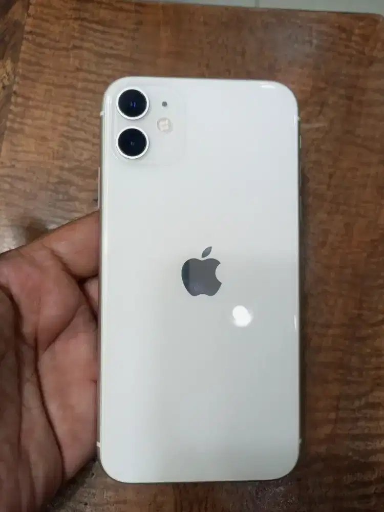 iPhone 11 128gb iBox istimewa