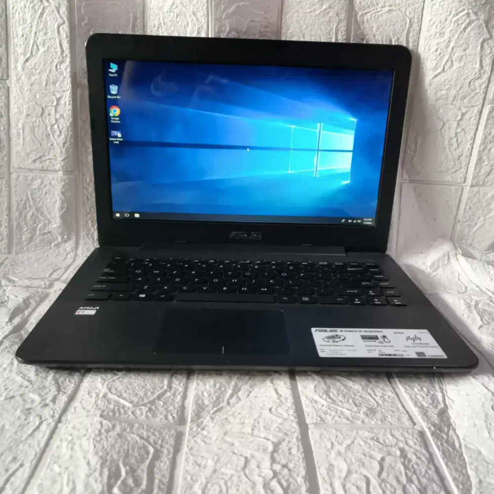 Laptop Asus X455W Ram 10gb Sudah SSD slim normal