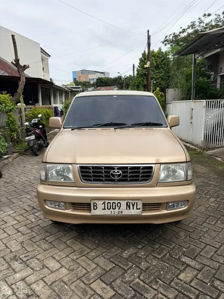 Toyota Kijang 2000 Bensin