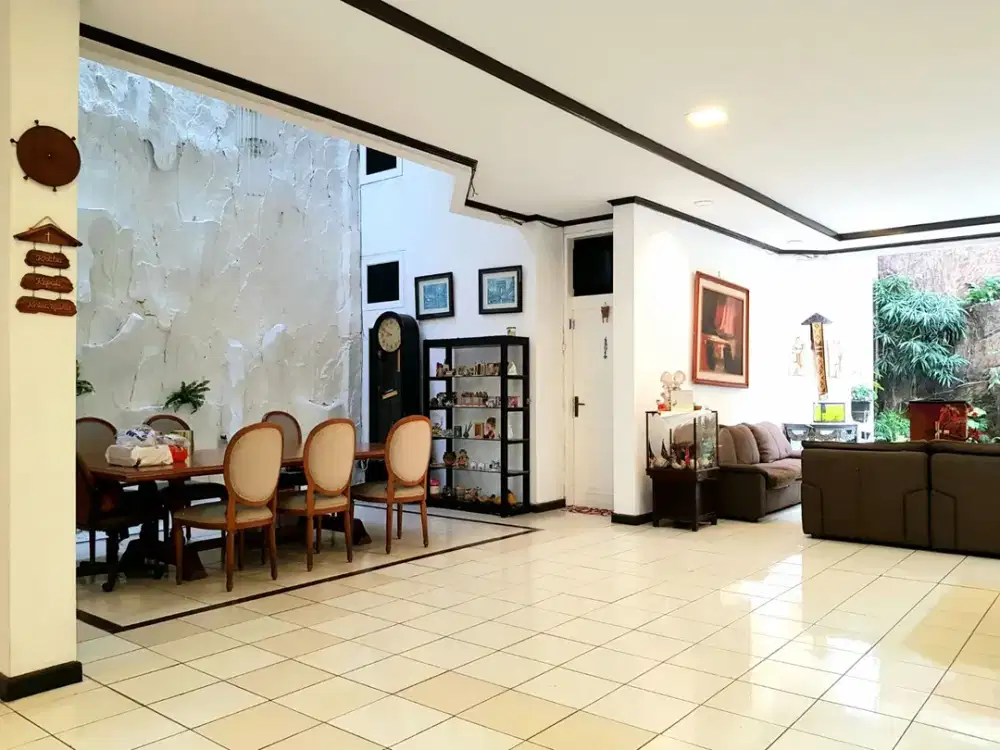 DIJUAL DIBAWAH HARGA PASAR RUMAH PONDOK INDAH