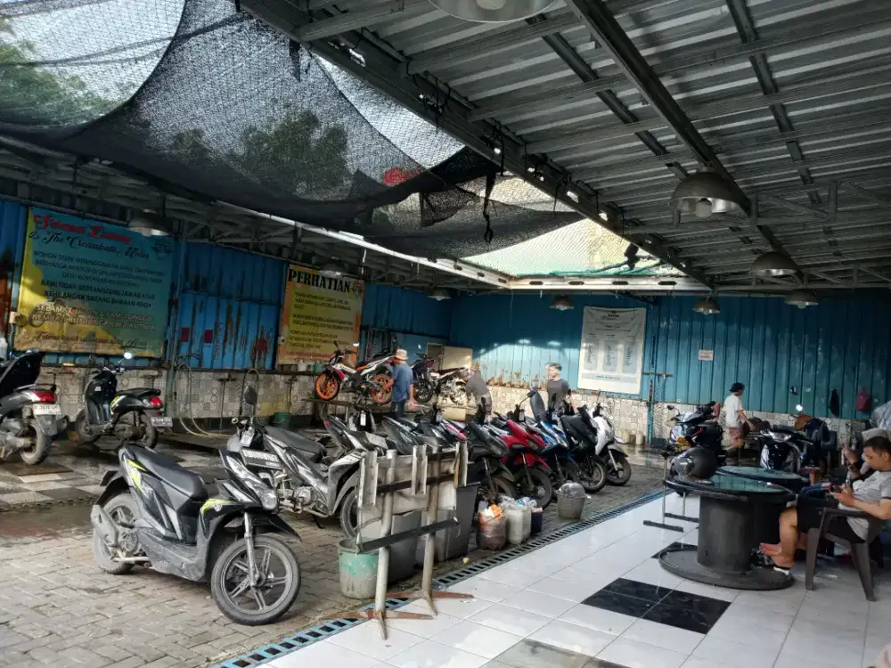 Buka lowongan cuci motor