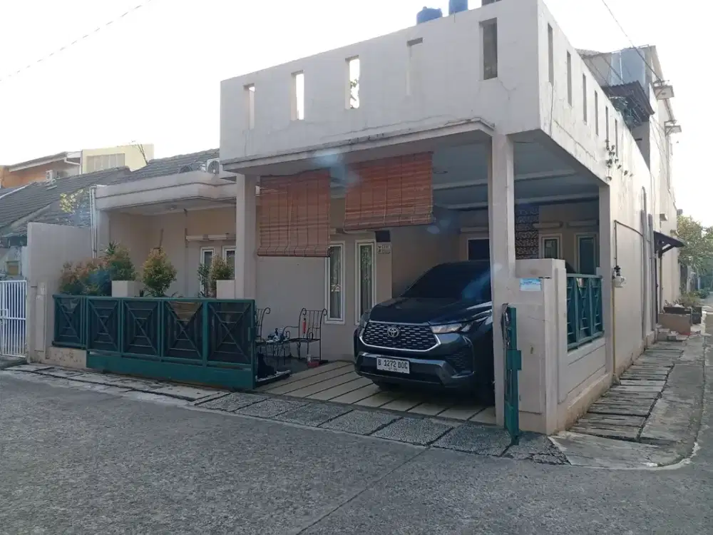 Rumah Hook 1,5 Lantai LT 126 M² di Komplek Pekayon Indah Dekat Galaxy